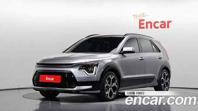 Kia Niro — фото 1