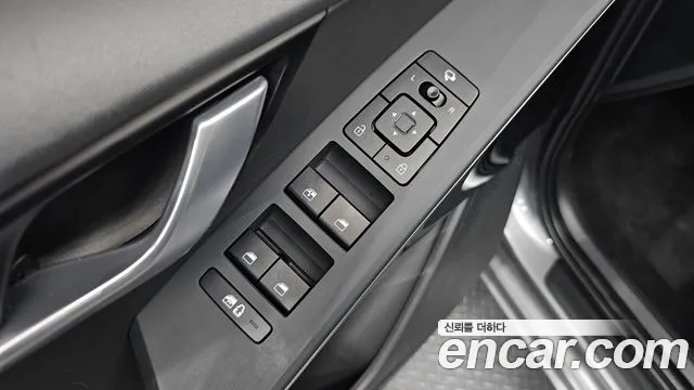 Kia Niro — фото 12