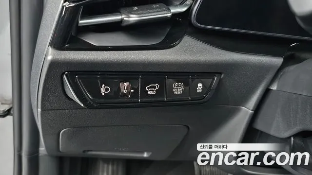 Kia Niro — фото 13