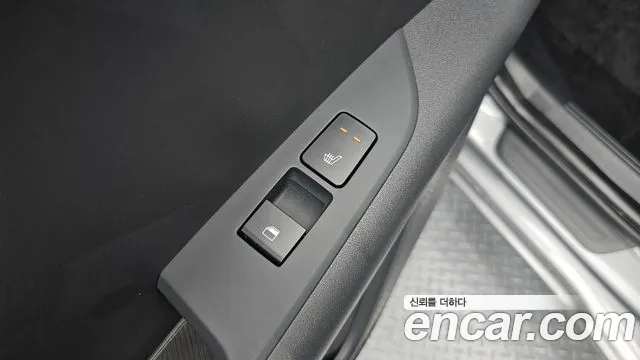 Kia Niro — фото 19