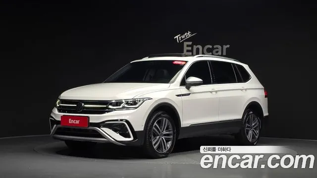 Volkswagen Tiguan — фото 1