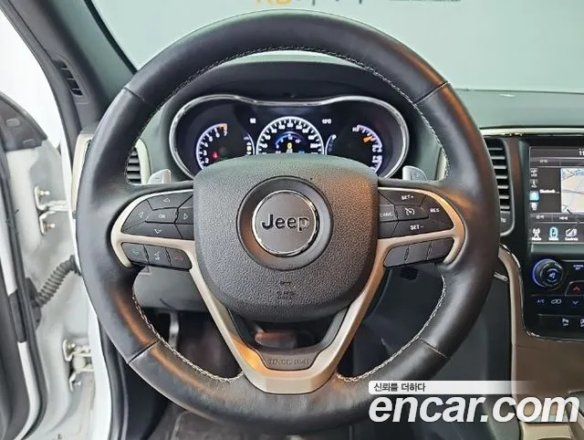 Jeep Cherokee — фото 9