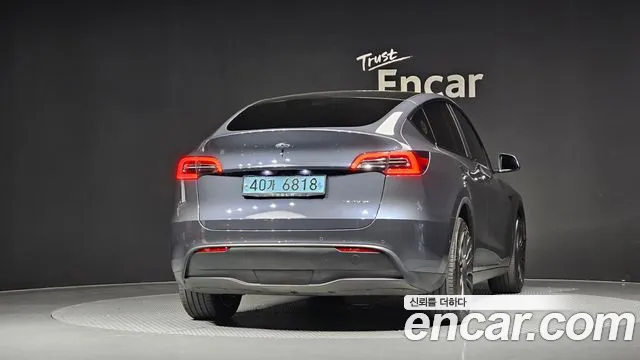 Tesla Model Y — фото 3