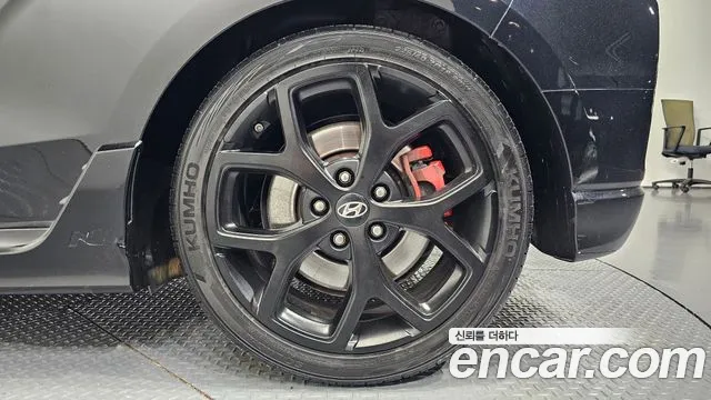Hyundai Veloster — фото 21