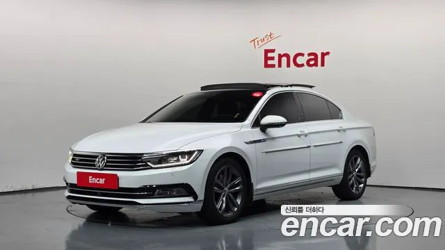 Volkswagen Passat — фото 1