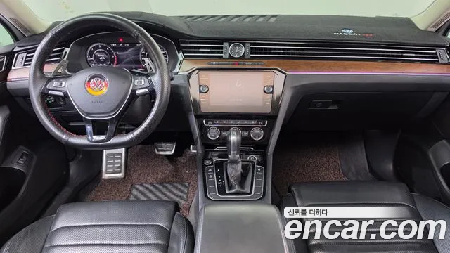 Volkswagen Passat — фото 7