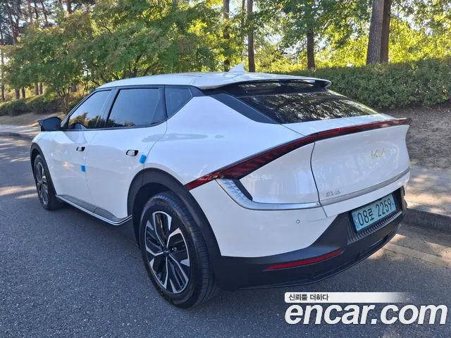 Kia EV6 — фото 6