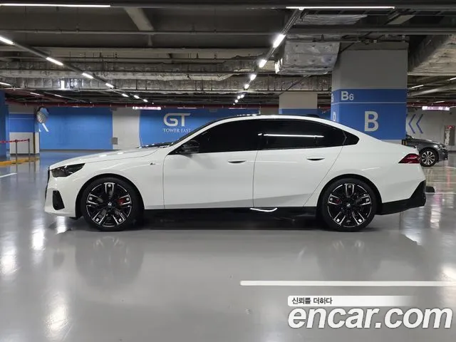 BMW i5 — фото 3