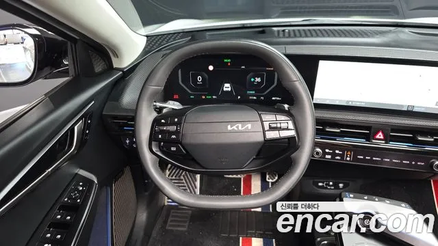 Kia EV6 — фото 13