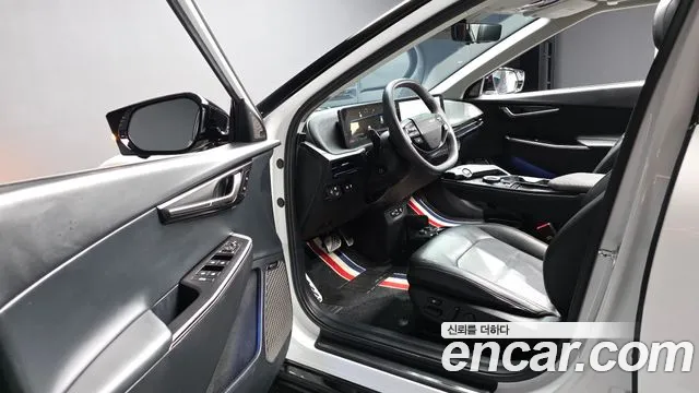 Kia EV6 — фото 10