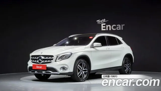 Mercedes-Benz GLA-Class — фото 1