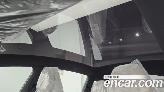 Tesla Model Y — фото 16