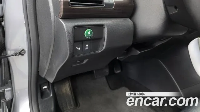 Honda Accord — фото 18