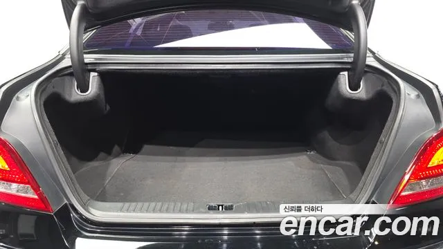 Hyundai Equus — фото 19