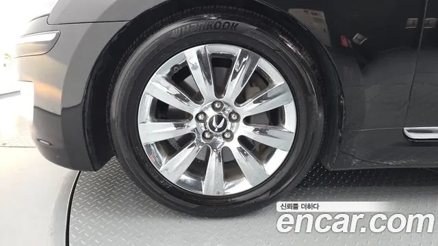Hyundai Equus — фото 4
