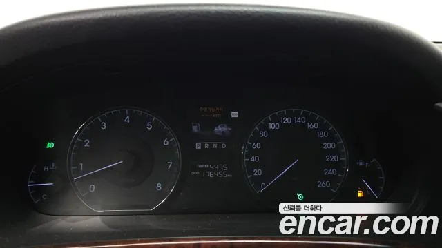 Hyundai Equus — фото 7