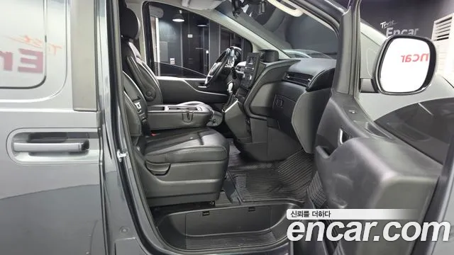 Hyundai Staria — фото 10