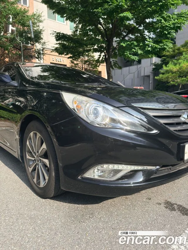 Hyundai Sonata — фото 1
