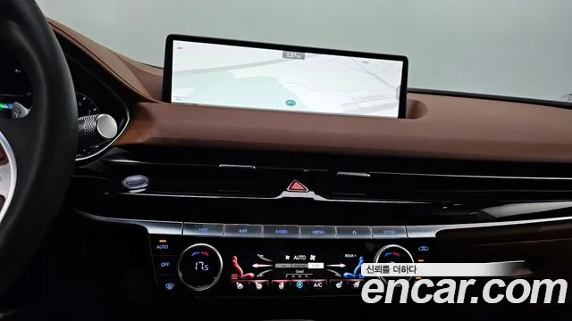 Genesis G80 — фото 13