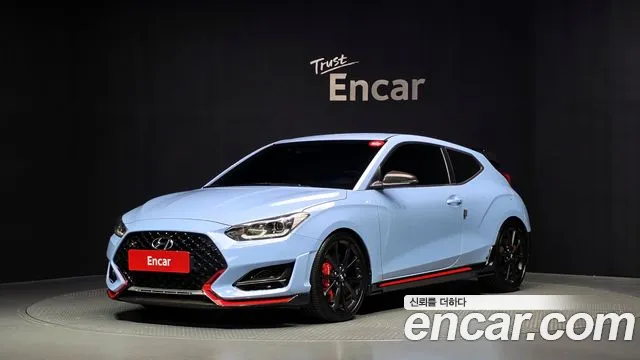 Hyundai Veloster — фото 1