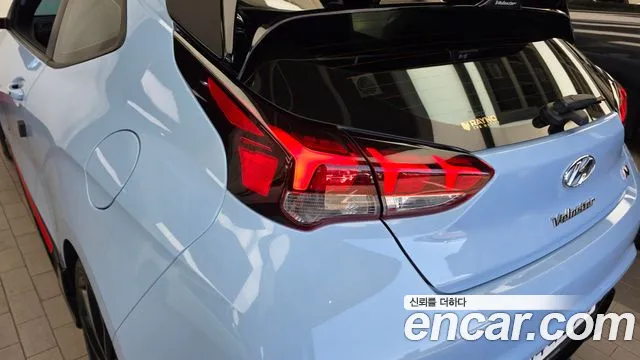 Hyundai Veloster — фото 23