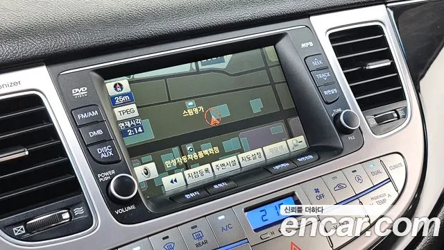 Hyundai Genesis — фото 15