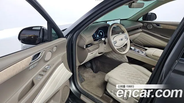Genesis GV80 — фото 10