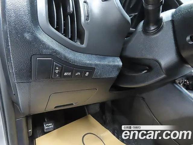 Kia Sportage — фото 12