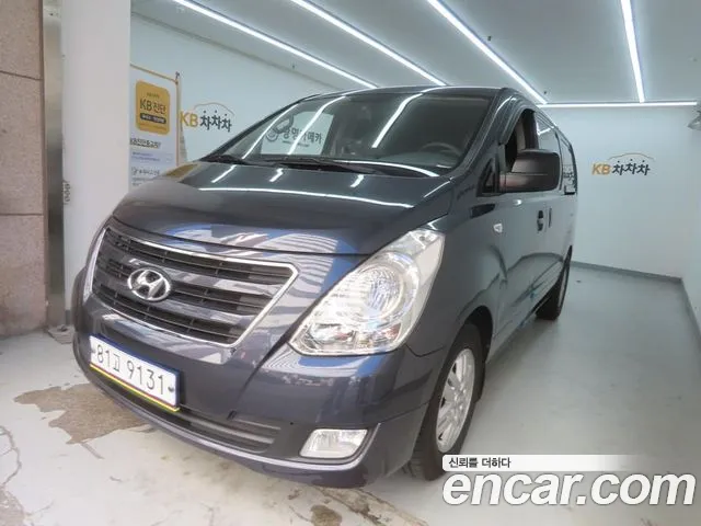 Hyundai Starex — фото 1