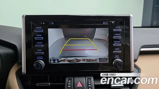 Toyota RAV4 — фото 15