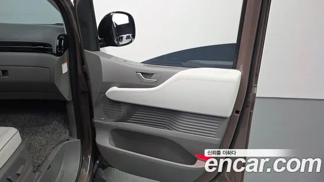 Hyundai Staria — фото 25