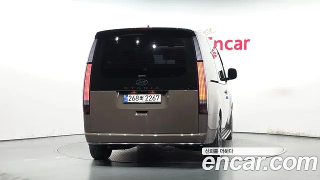 Hyundai Staria — фото 4