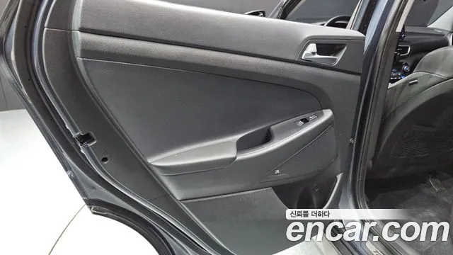 Hyundai Tucson — фото 25
