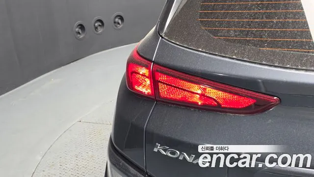 Hyundai Kona — фото 23