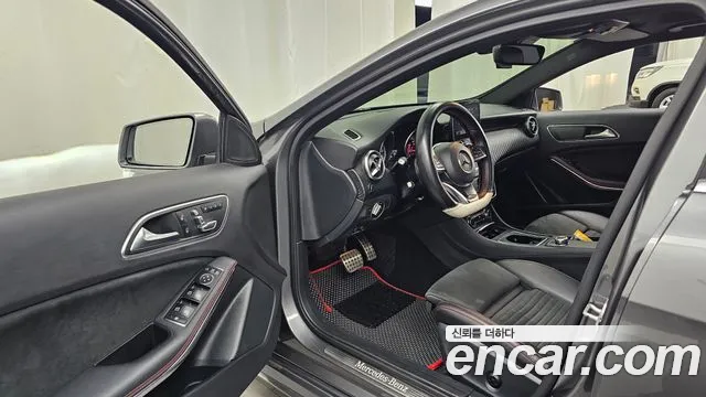 Mercedes-Benz A-Class — фото 10