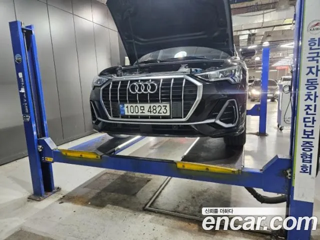 Audi Q3 — фото 1