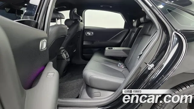 Hyundai Ioniq 6 — фото 12