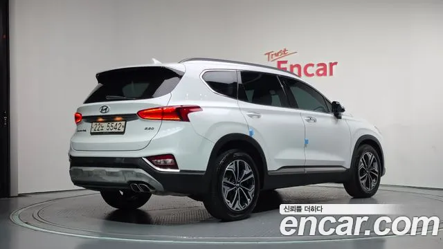 Hyundai Santa Fe — фото 2