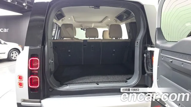 Land Rover Defender — фото 19