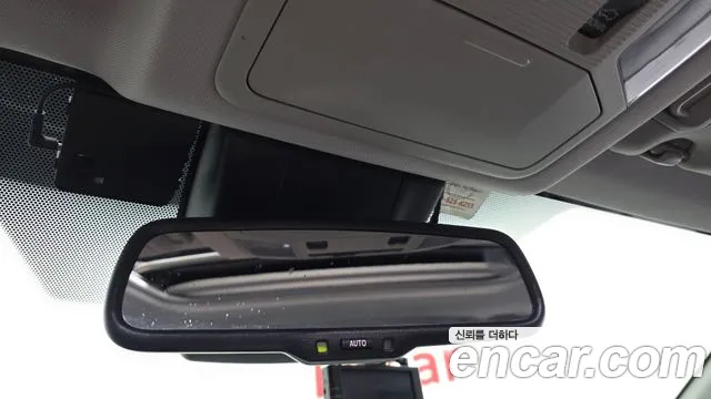 Toyota RAV4 — фото 17