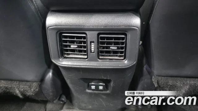 Toyota RAV4 — фото 33