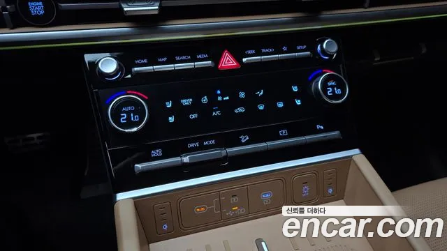 Hyundai Santa Fe — фото 19