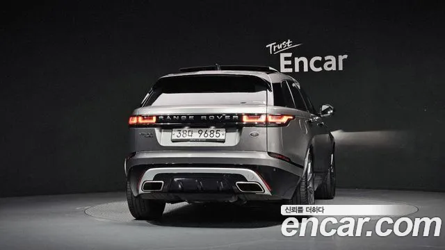 Land Rover Range Rover Velar — фото 4