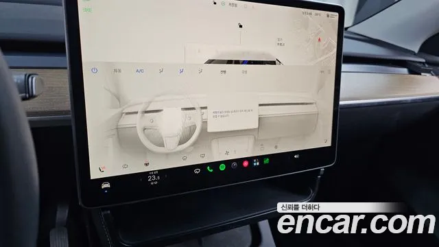 Tesla Model Y — фото 15