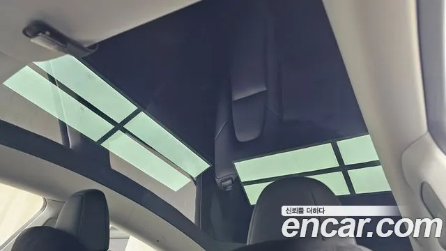 Tesla Model Y — фото 19