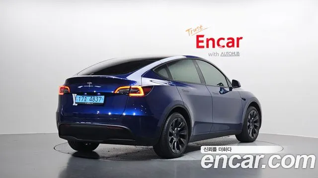 Tesla Model Y — фото 2