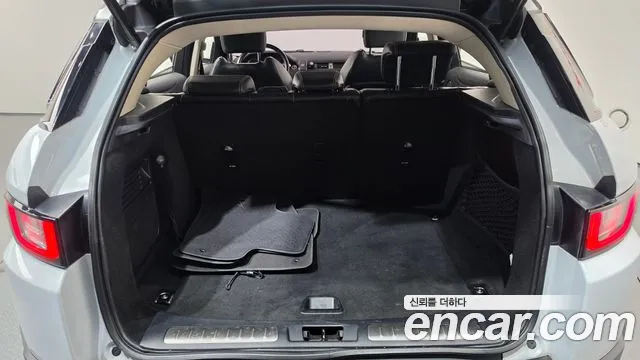 Land Rover Range Rover Evoque — фото 20