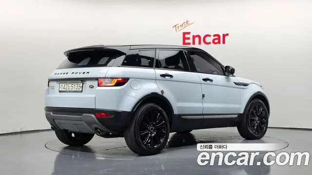 Land Rover Range Rover Evoque — фото 2