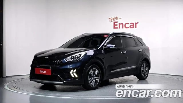 Kia Niro — фото 1