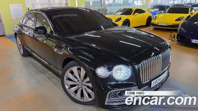 Bentley Flying Spur — фото 1